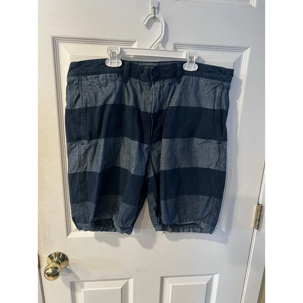 Banana Republic Aiden Shorts Men 36 Blue Color Block Preppy Pockets Resort Beach